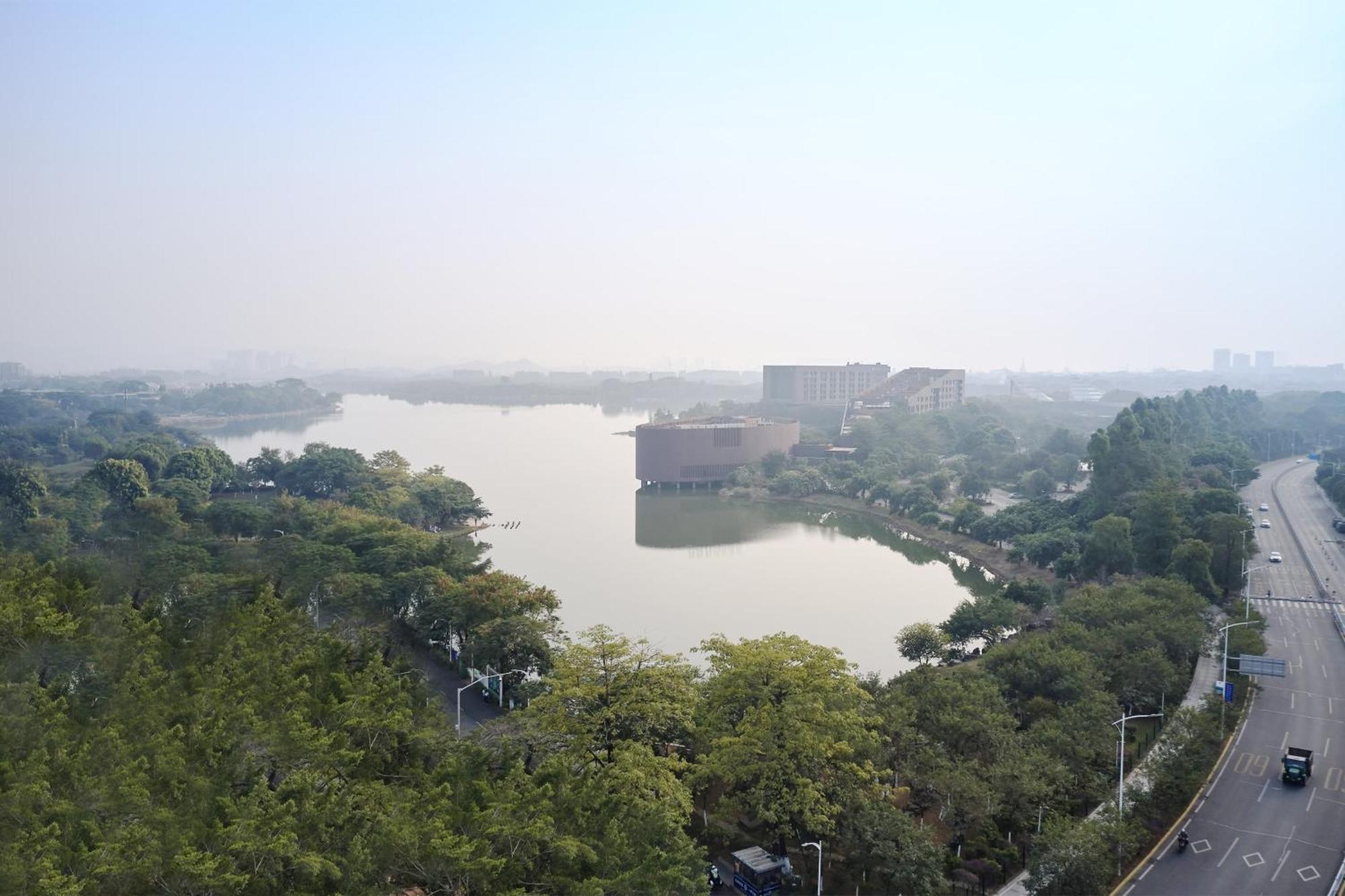 Aloft Dongguan Songshan Lake Экстерьер фото